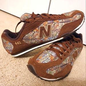 New Balance Women's 442 Shoes